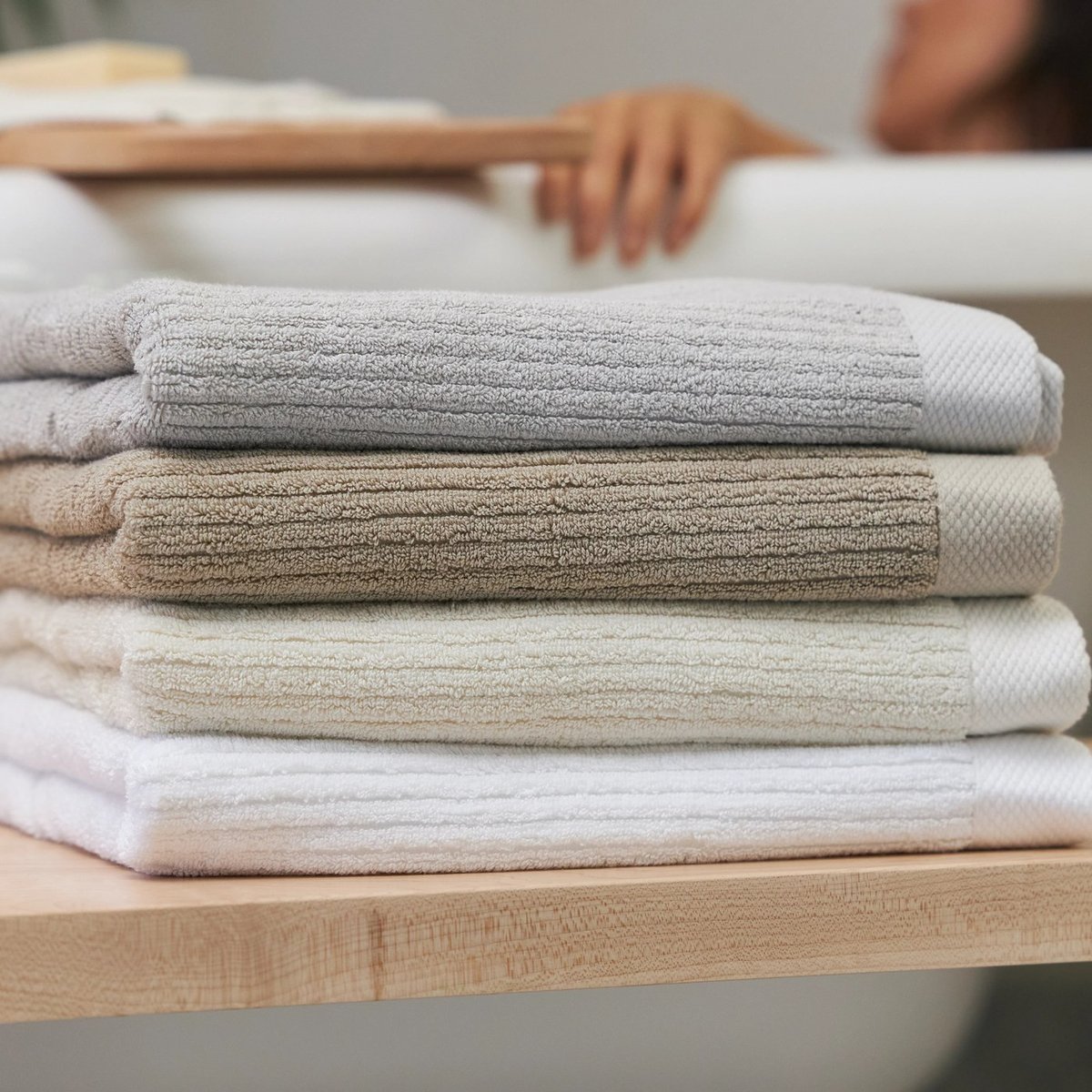 Dyed ribbed organic cotton towels — Avocado